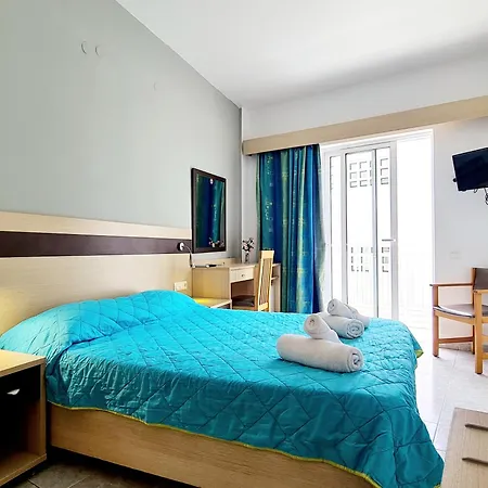 Hotel G92 2*